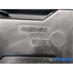 Nissan - NV300 - Motor Schutzblech