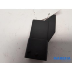 Peugeot - Boxer - Glow plug relay