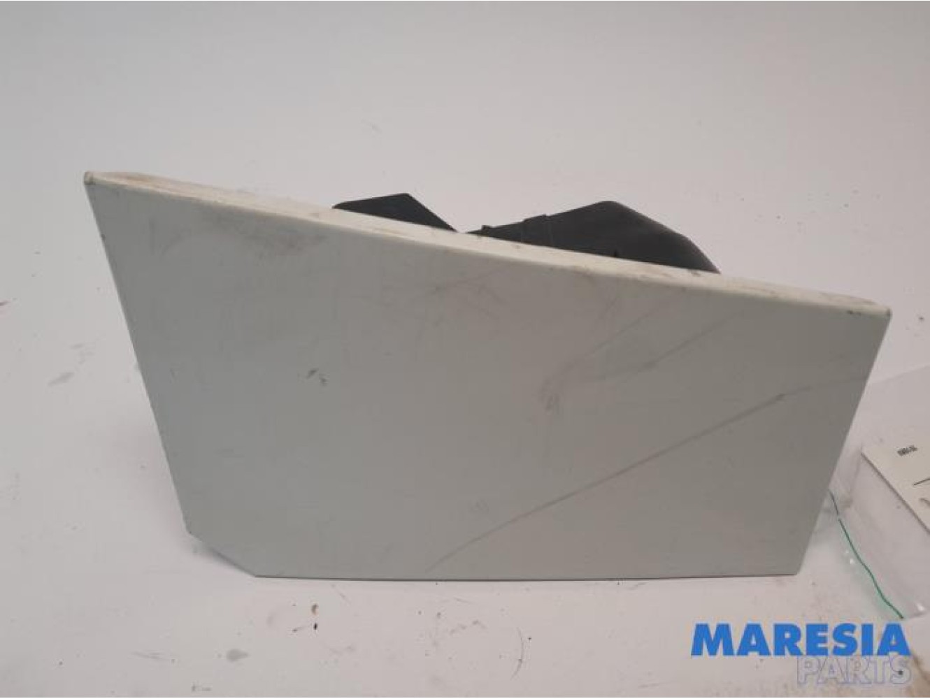 Peugeot - Boxer - Tank cap cover
