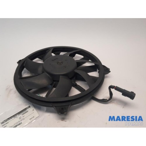 Peugeot - 5008 - Fan motor
