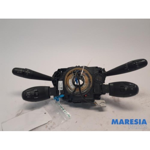 Peugeot - 5008 - Steering column stalk