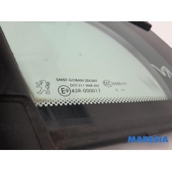 Peugeot - 5008 - Driehoeks Ruit rechts-voor