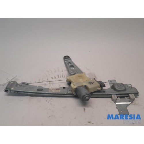 Peugeot - 5008 - Window mechanism 4-door, front right