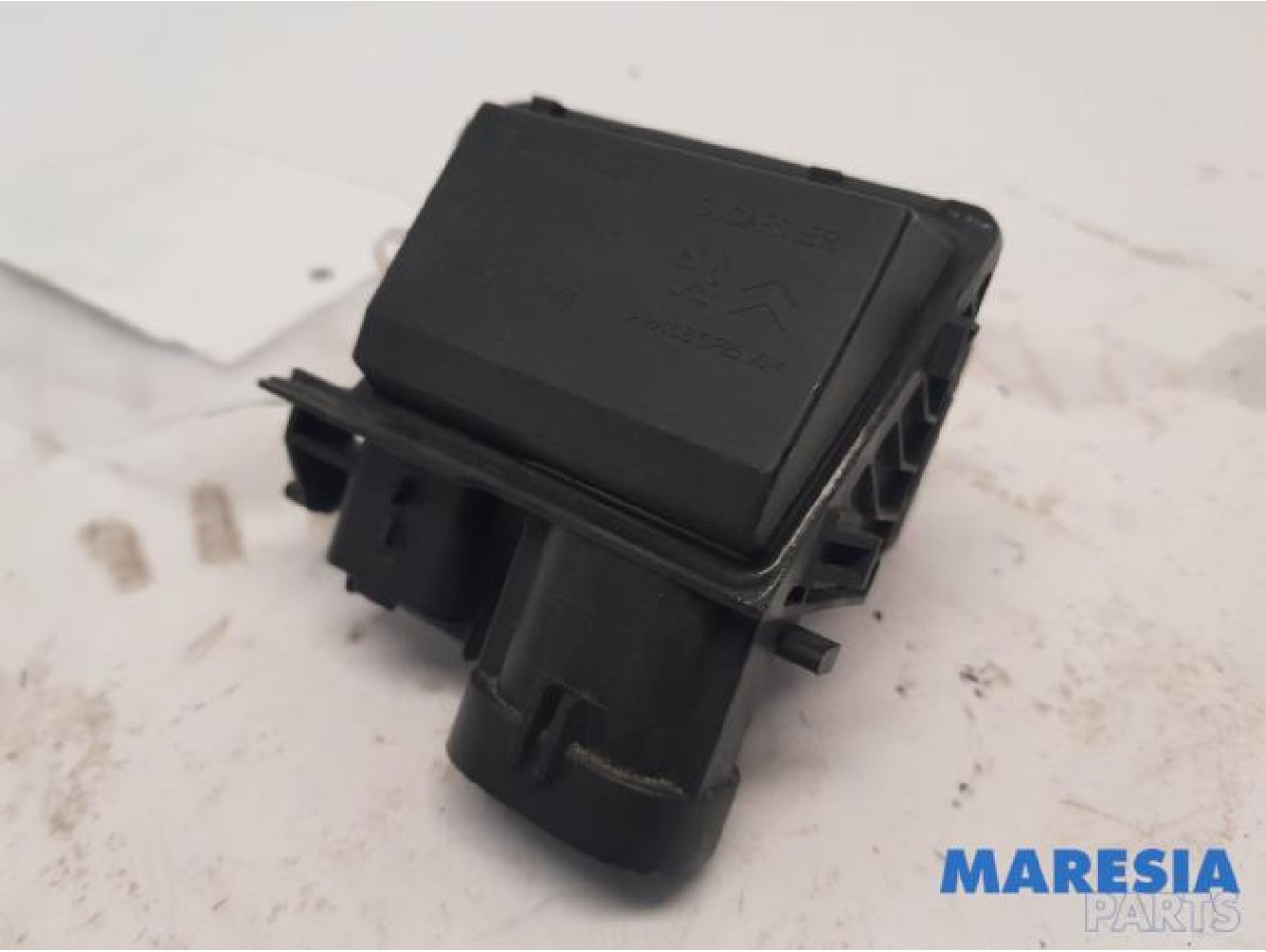 Peugeot - 5008 - Cooling fan resistor