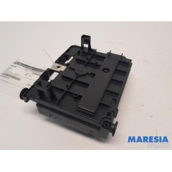 Peugeot - 5008 - Fuse box