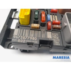 Peugeot - 5008 - Fuse box