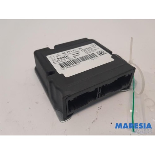 Peugeot - 5008 - Airbag Module