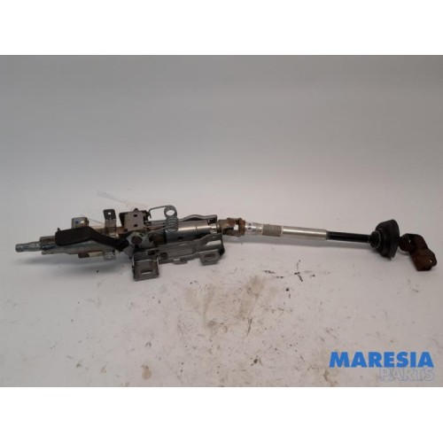 Renault - Twingo - Steering column housing