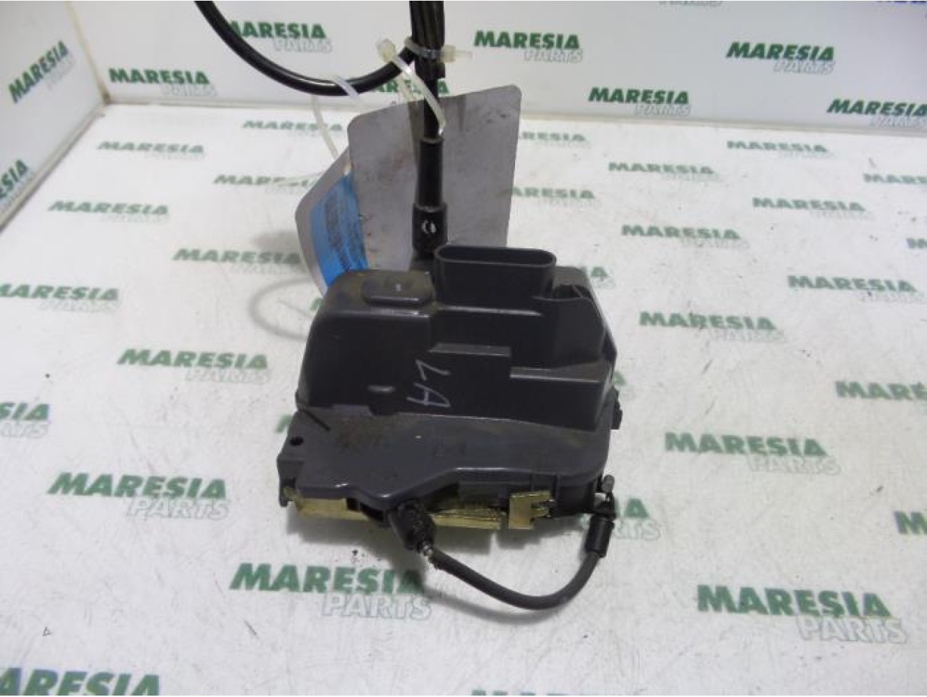Renault - Laguna - Rear door lock mechanism 4-door, left