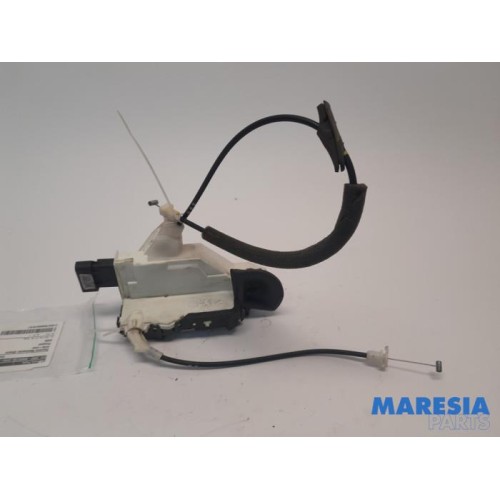 Peugeot - 5008 - Door lock mechanism 4-door, front left