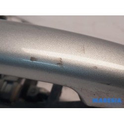 Peugeot - 5008 - Türgriff 4-türig rechts vorne