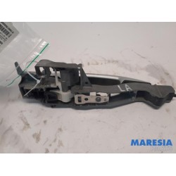 Peugeot - 5008 - Türgriff 4-türig links hinten