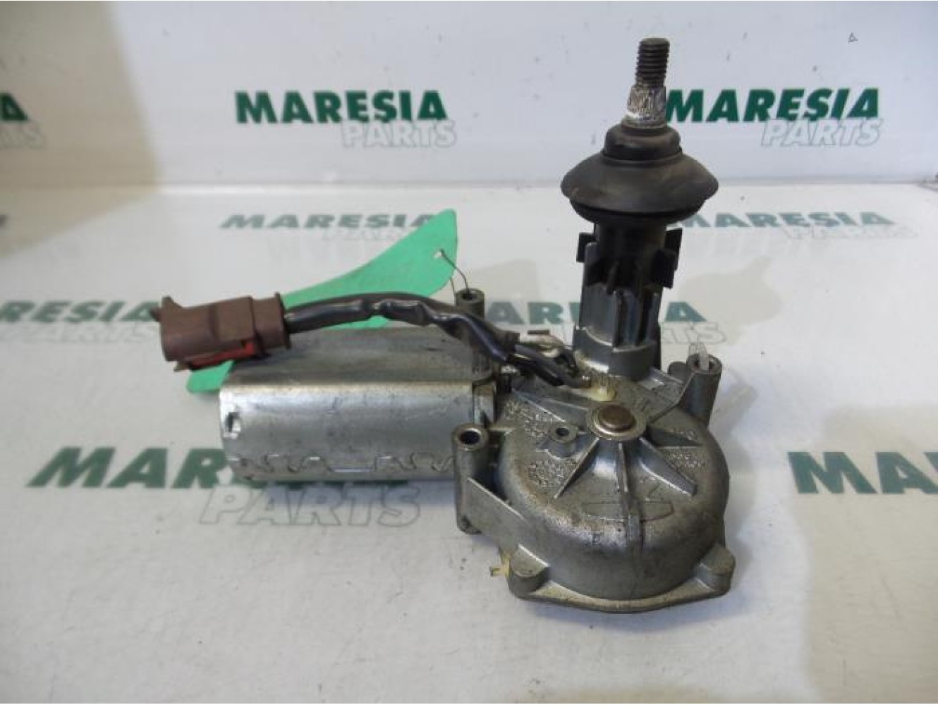 Peugeot - 206 - Rear wiper motor
