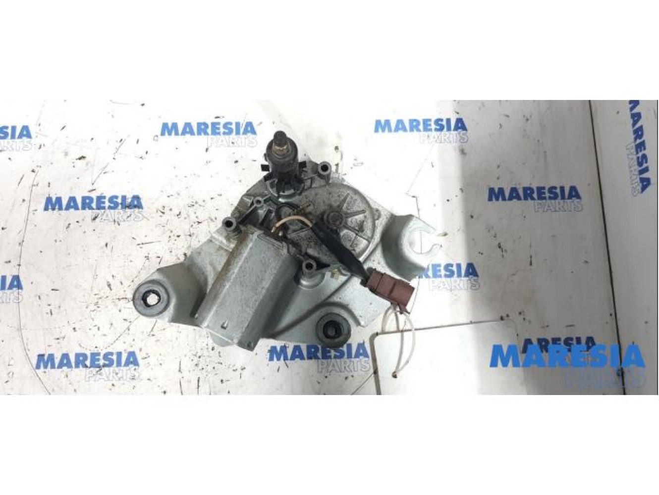 Peugeot - 206 - Scheibenwischermotor hinten