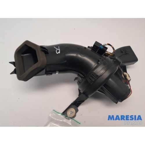 Peugeot - 5008 - Heating and ventilation fan motor