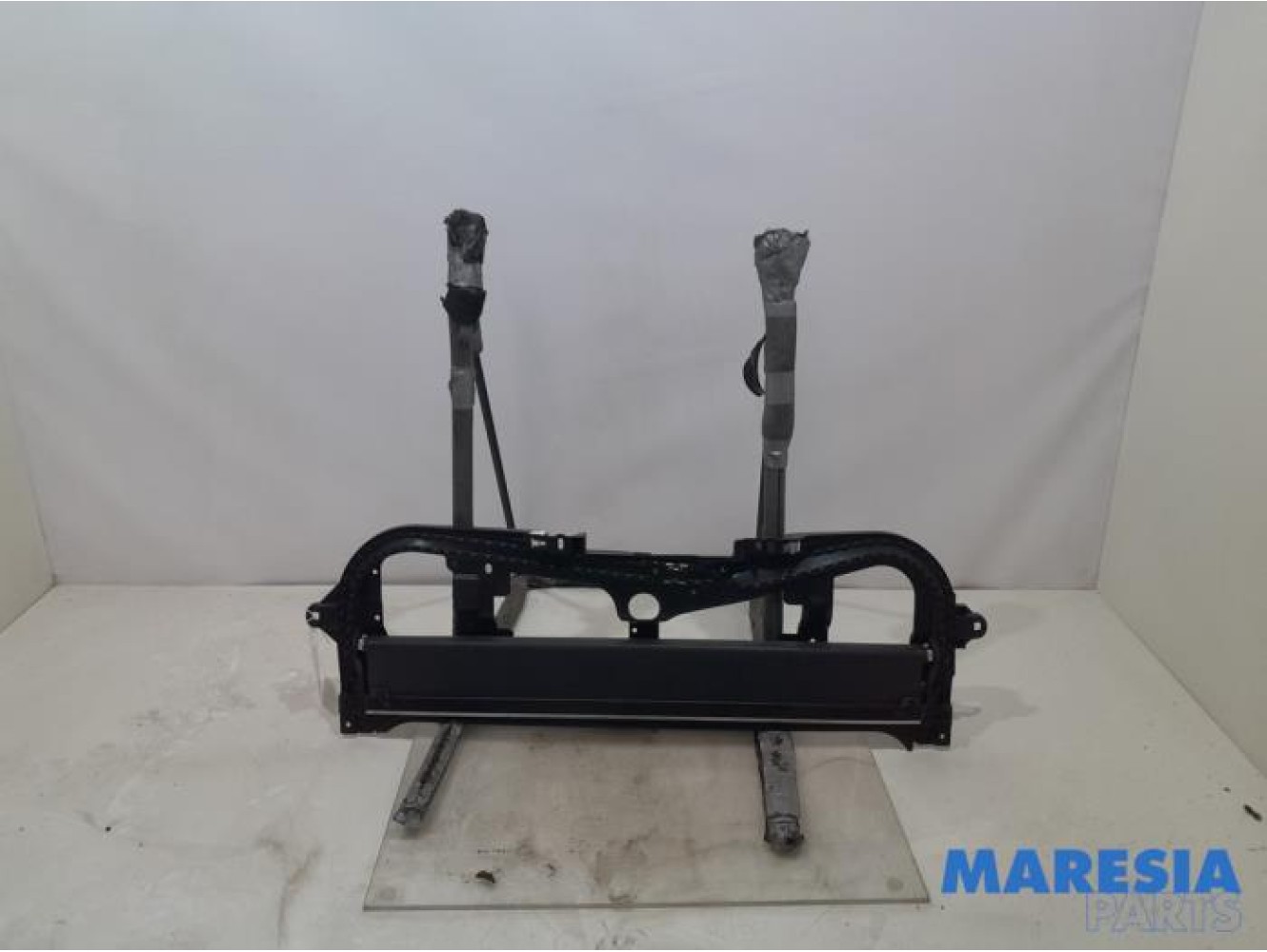 Peugeot - 5008 - Sliding headliner mechanism