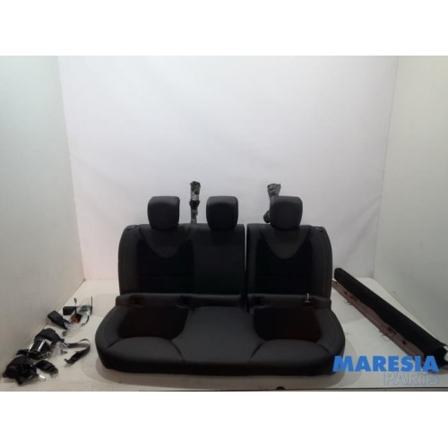 Renault - Clio - Rear bench seat