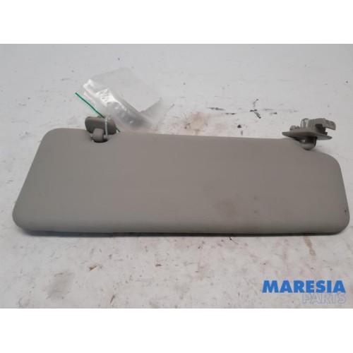 Renault - Twingo - Sun visor