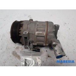 Renault - Grand Scenic - Air conditioning pump