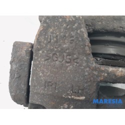 Renault - Grand Scenic - Front brake calliper, left