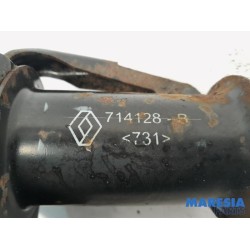 Renault - Grand Scenic - Spare wheel lift mechanism