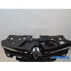 Renault - Clio - Calandre