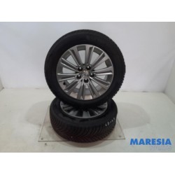Peugeot - 308 - Sportvelgenset + banden