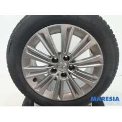 Peugeot - 308 - Sportvelgenset + banden