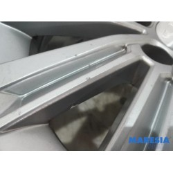 Peugeot - 308 - Sportvelgenset + banden