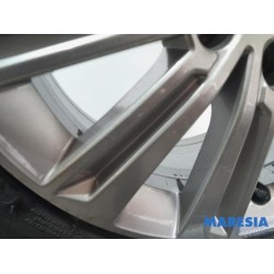 Peugeot - 308 - Sportvelgenset + banden