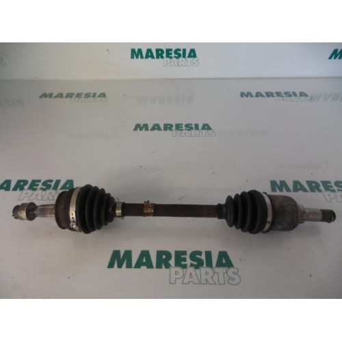 Fiat - Punto - Aandrijfas links-voor