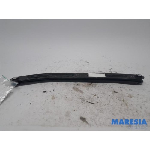 Renault - Twingo - Reaktionsstange links hinten