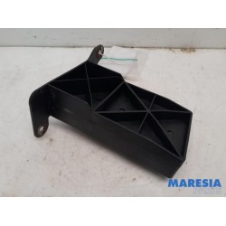 Renault - Twingo - Support pare-chocs avant gauche