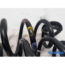Renault - Twingo - Rear coil spring
