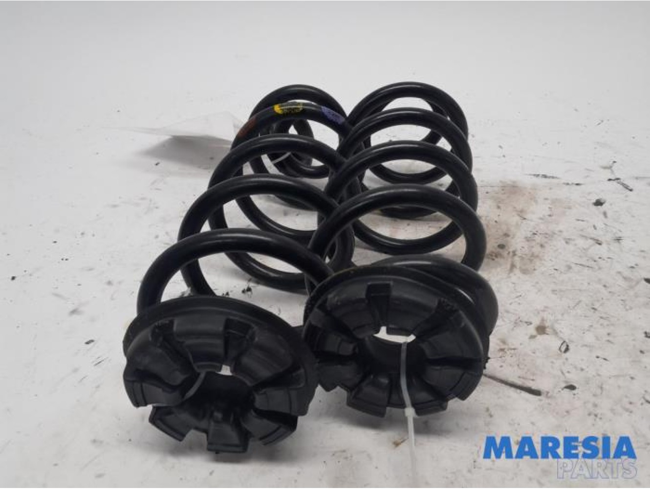 Renault - Twingo - Rear coil spring