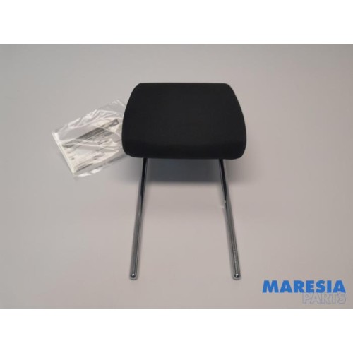 Peugeot - 5008 - Headrest