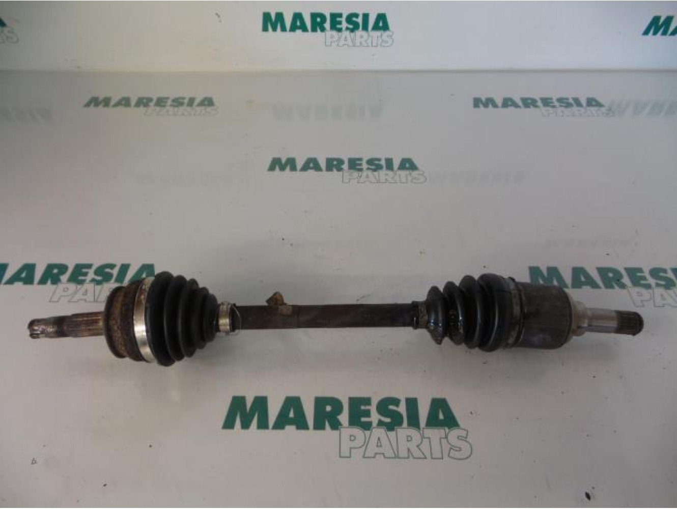 Fiat - Punto - Aandrijfas links-voor