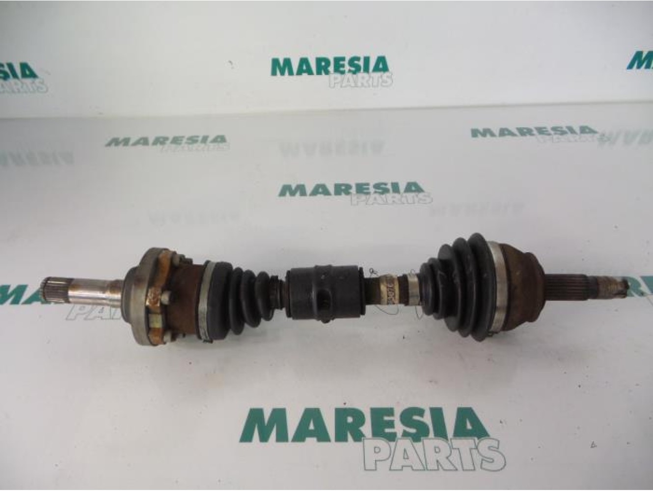 Fiat - Punto - Aandrijfas links-voor