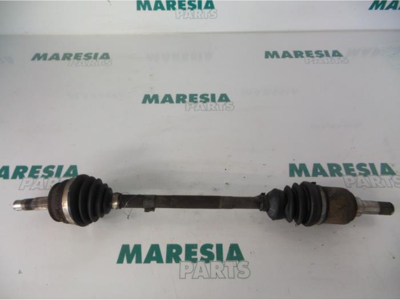 Fiat - Punto - Aandrijfas links-voor