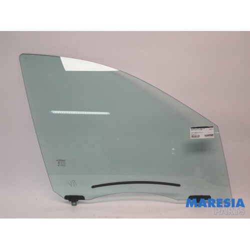 Renault - Scenic - Door window 4-door, front right