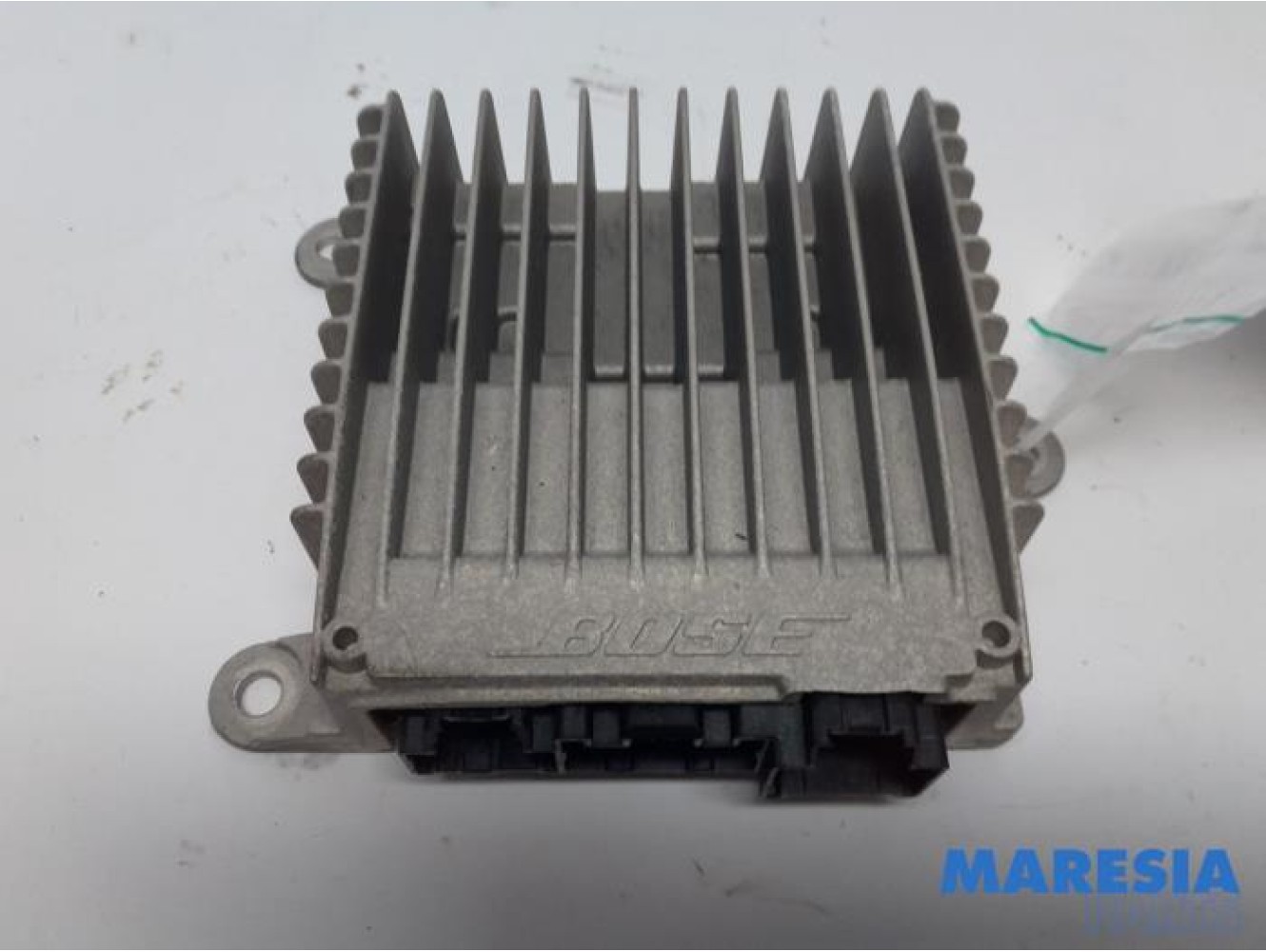 Renault - ZOE - Radio amplifier