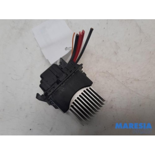 Renault - Scenic - Heater resistor