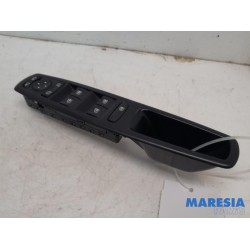 Renault - Scenic - Multi-functional window switch