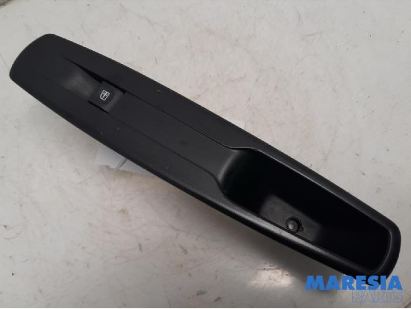 Renault - Scenic - Electric window switch