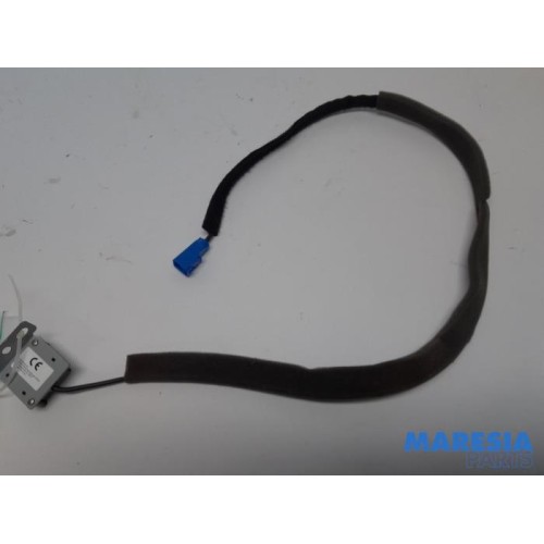 Renault - ZOE - Antenne GPS