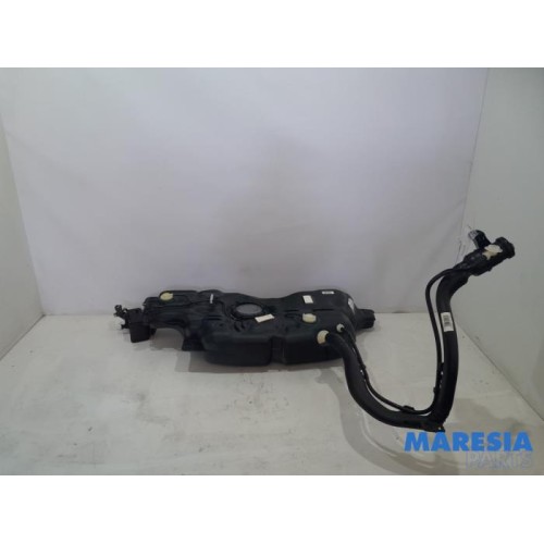 Peugeot - 308 - Tank