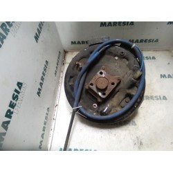 Renault - Megane - Fusee links-achter