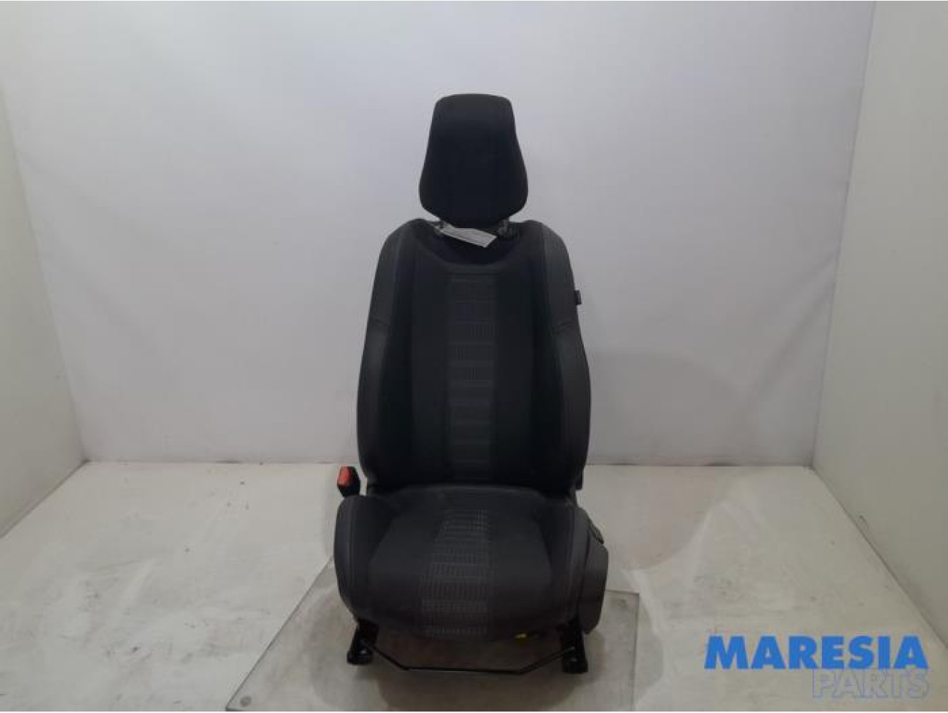 Peugeot - 308 - Sitz links