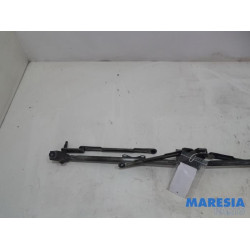 Peugeot - 307 - Wiper mechanism