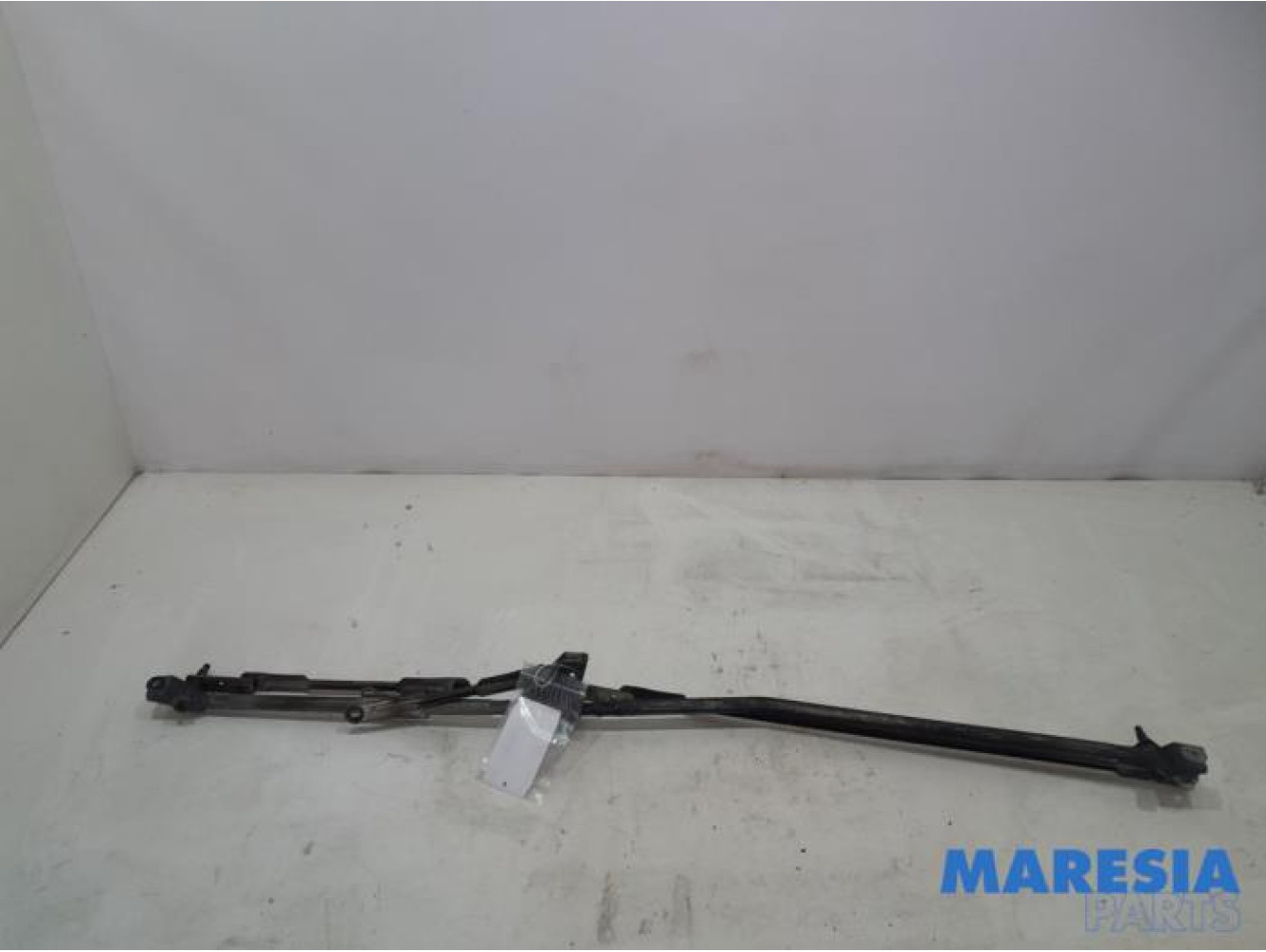 Peugeot - 307 - Wiper mechanism